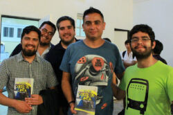 Con asistentes del evento: Claudio Garrido, Jorge González, Claudio González, Ricardo Henríquez y Ariel Cruz